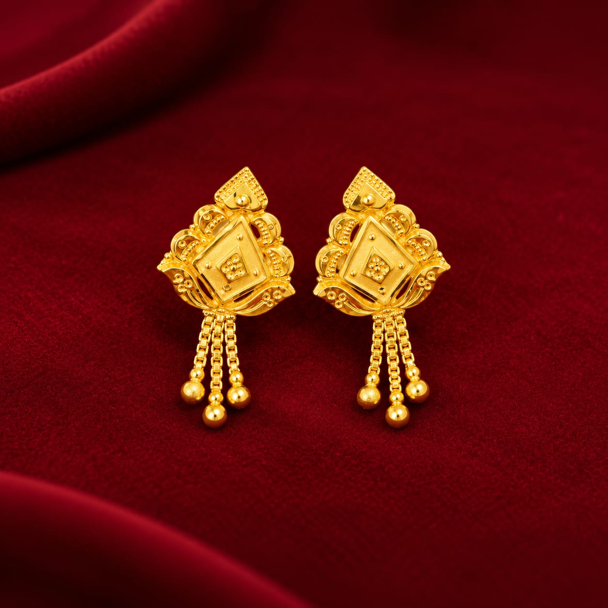 EARING 18K