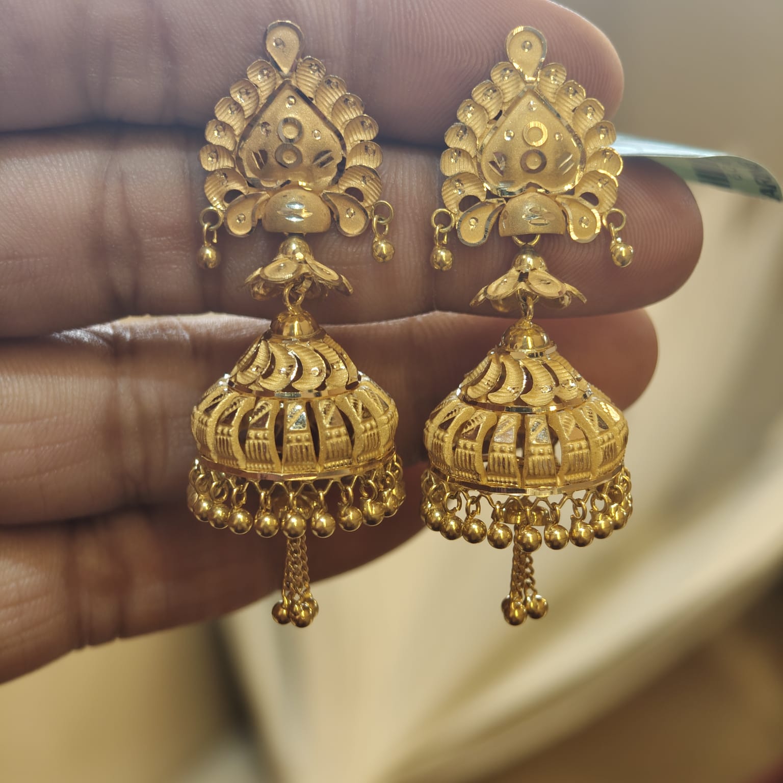 EARING 18K