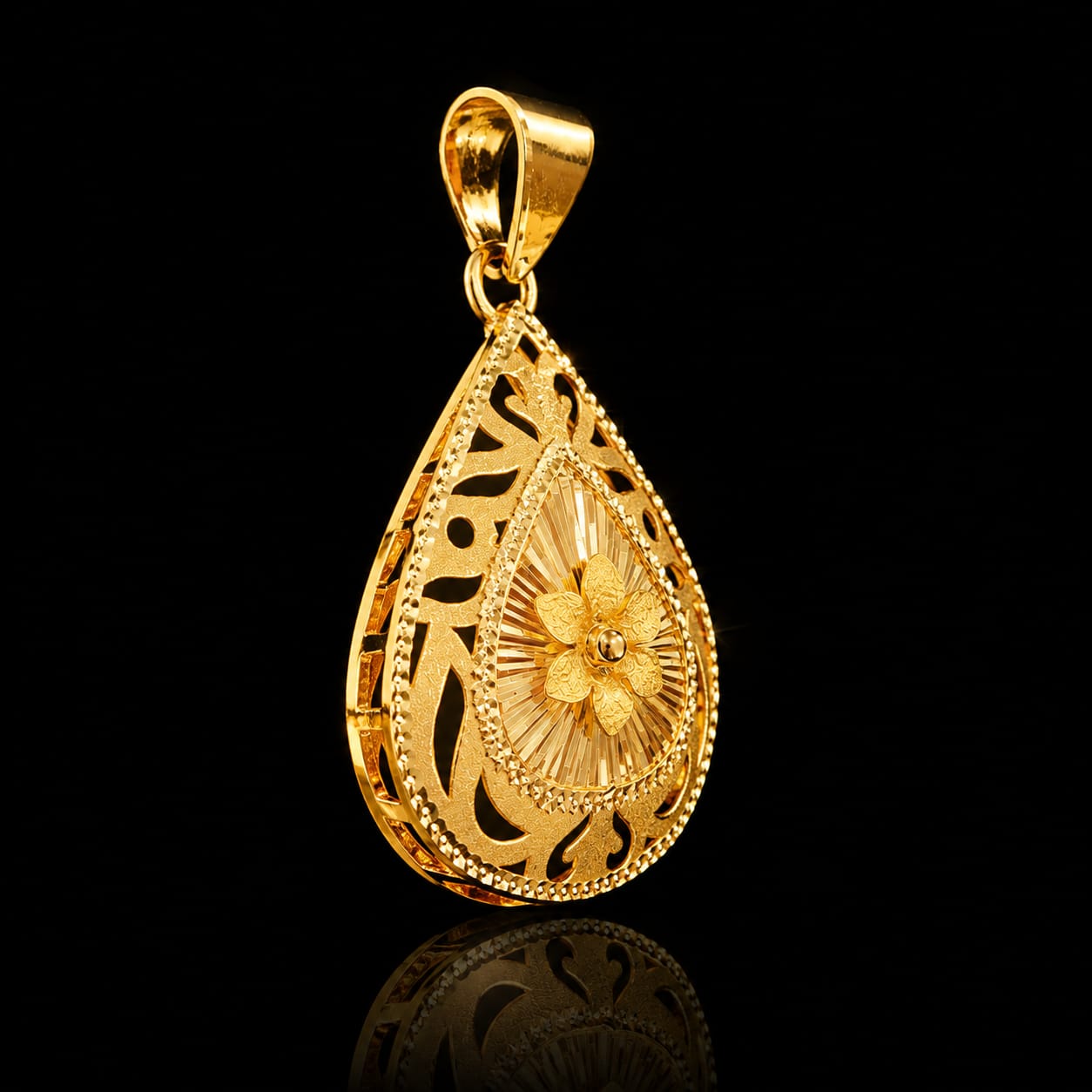 FANCY LOCKET 18K