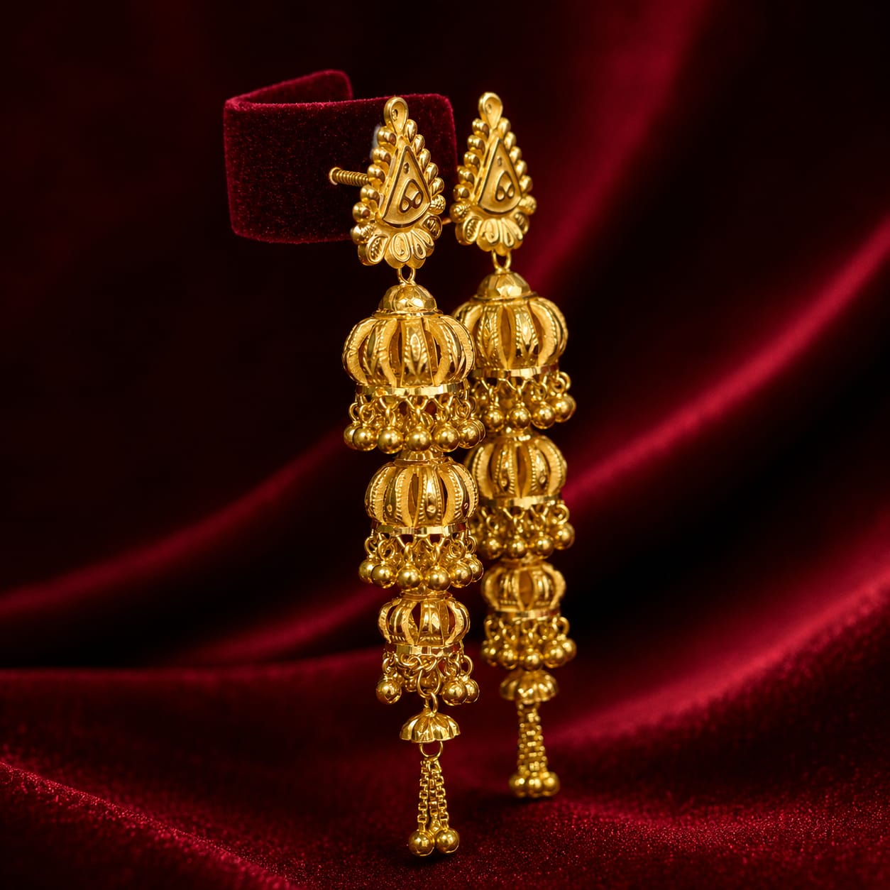 EARING 18K